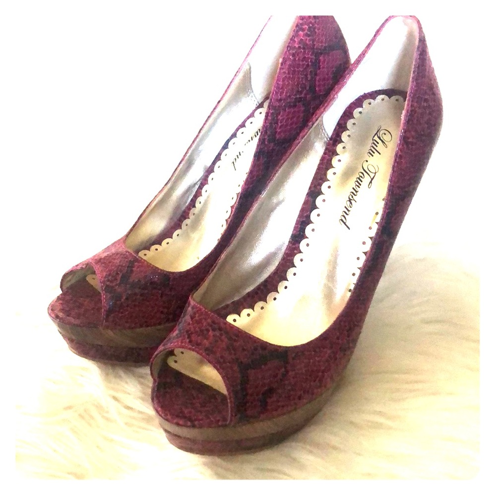 Lulu Townsend Stilletos